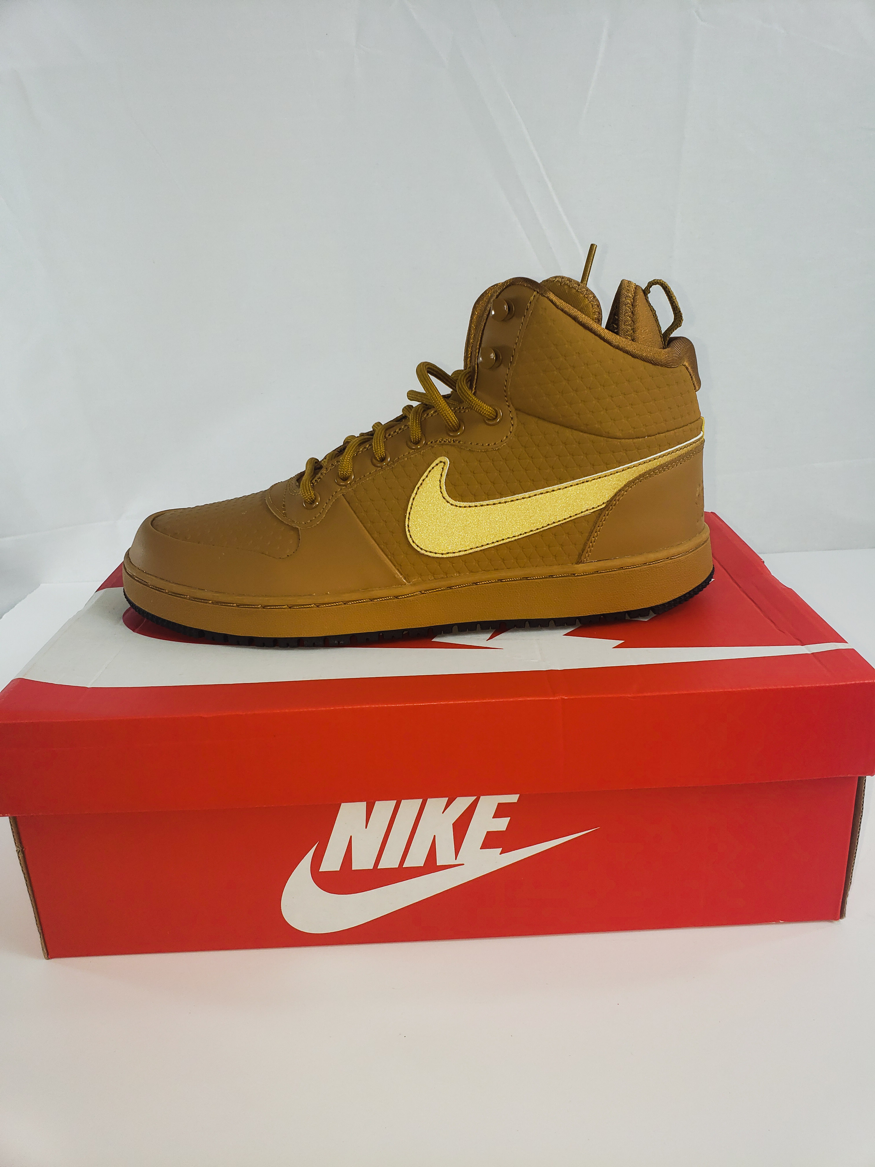 nike ebernon mid winter wheat